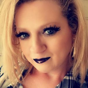 Meet your Posher, Faye